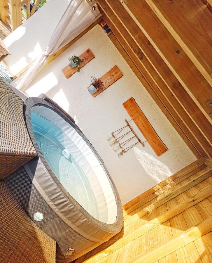 De Charme Avec Terrasse Et Jardin Privé Hébergement de vacances
